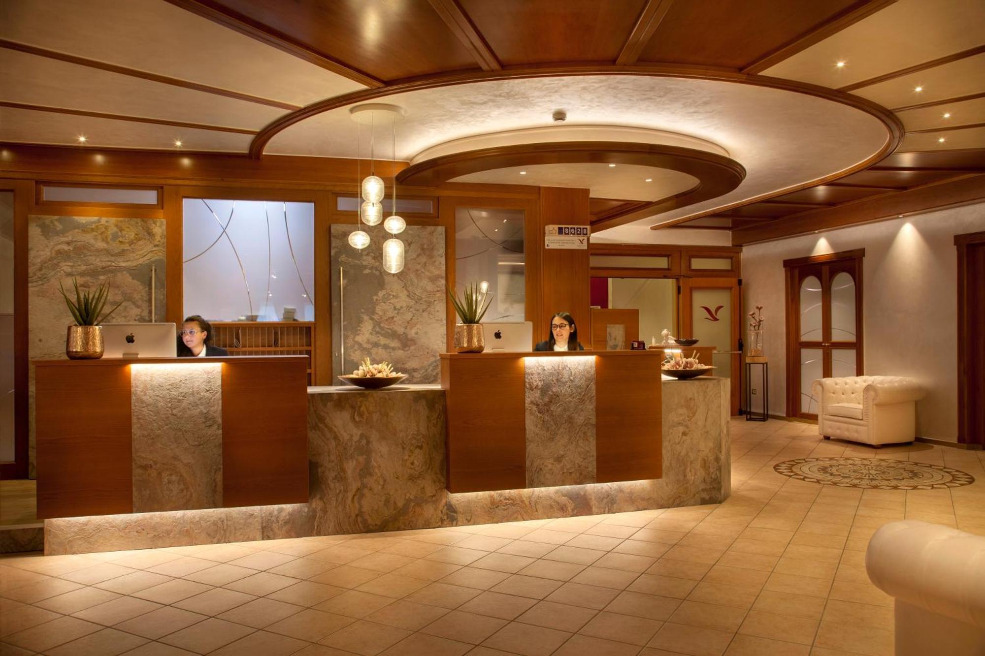 Adler Hotel Wellness & Spa - Andalo Exterior foto